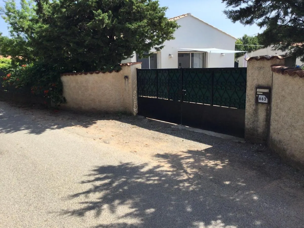 Hébergement de vacances Charmante villa individuelle de plain-pied Vidauban